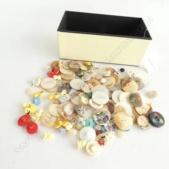 BOX OF MOTHER OF PEARL BUTTONS AND OTHERS
