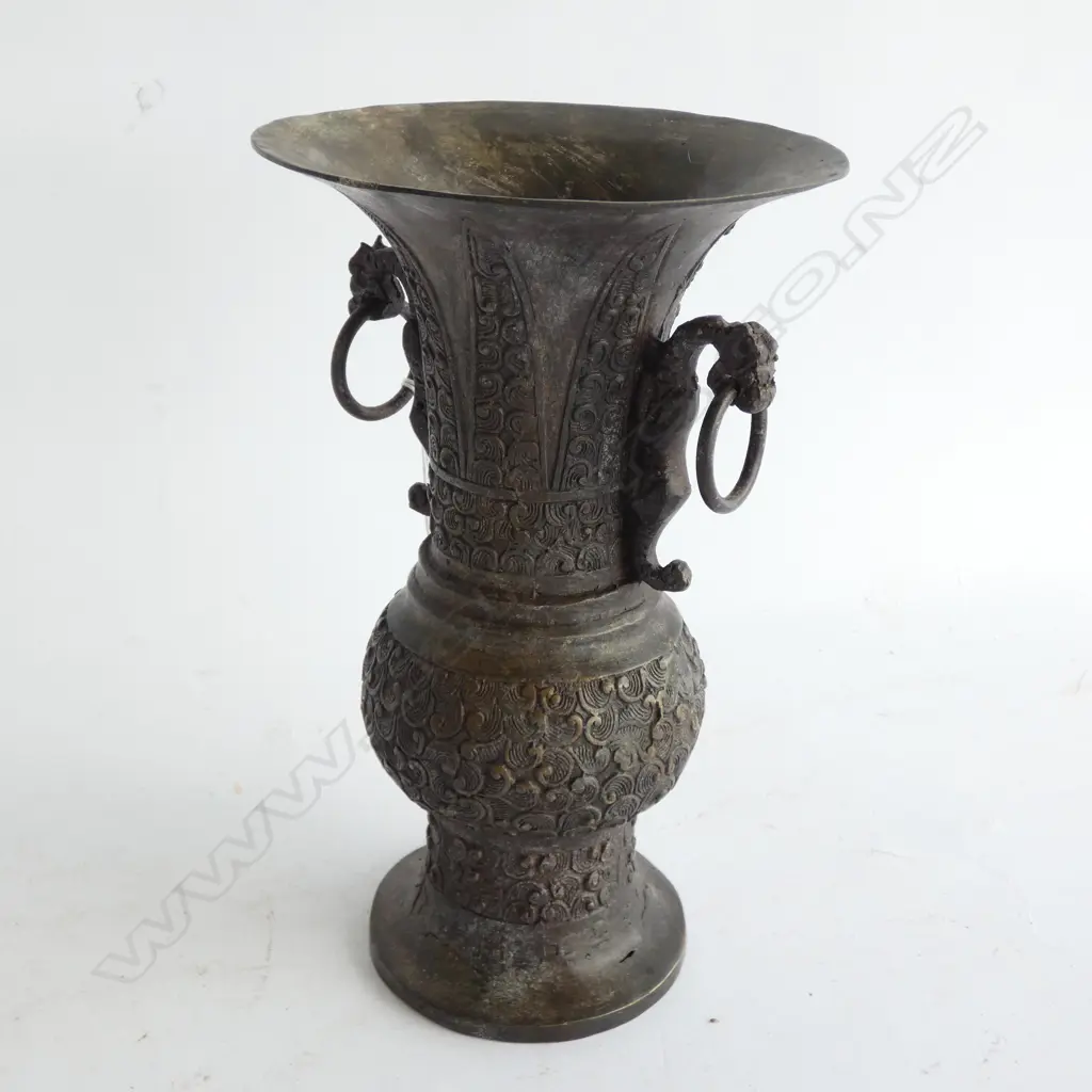 GU FORM ARCHAIC STYLE ORIENTAL VASE H.230mm Image 1++