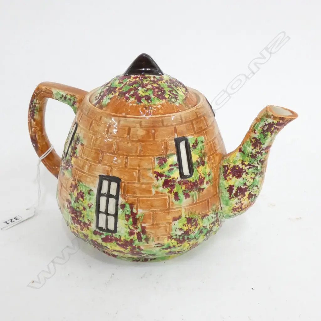 UNMARKED OLD WINDMILL TEAPOT - H. 175MM Image 1++