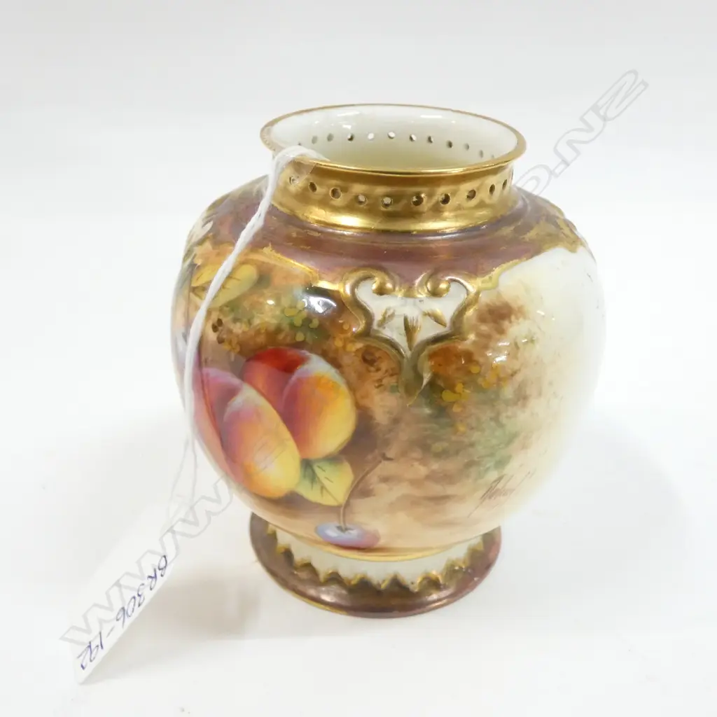ROYAL WORCESTER GOLD GILDED AUTUMN FRUITS VASE H. 100MM Image 1++