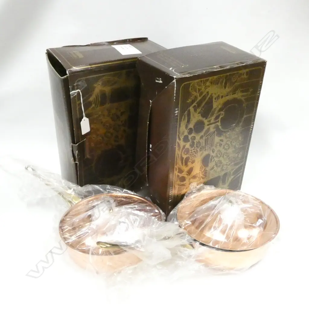 PR BOXED COPPER SAUTE PANS WITH LIDS - DIA 210MM Image 1++