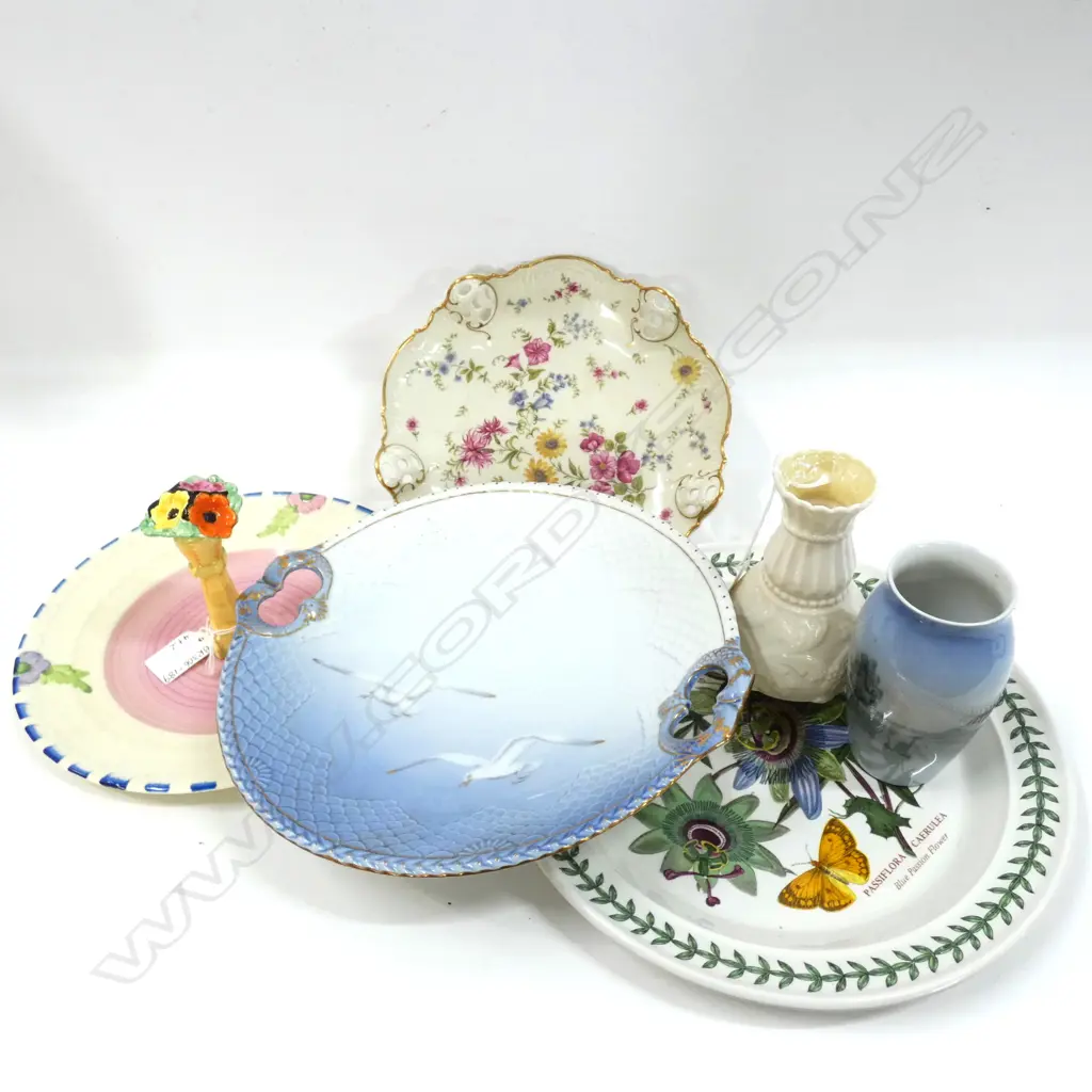 PORTMEIRION / ROSENTHAL / BING & GRONDAL PLATES + 1 & 2 VASES; BELLEEK / B&G. Image 1++
