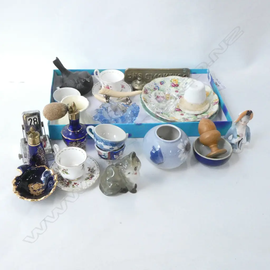SM BOX COLLECTABLES INCL. ROYAL COPENHAGEN / HALF DOLL / RA MINIATURE C&S ETC.. Image 1++