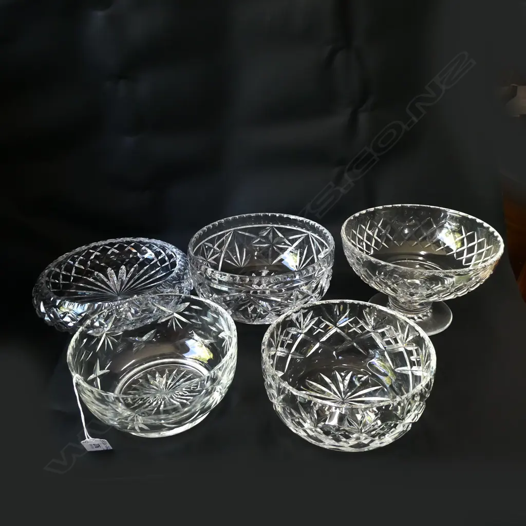 5 ASSORT LG CRYSTAL BOWLS - LARGEST DIA. 230MM Image 1++