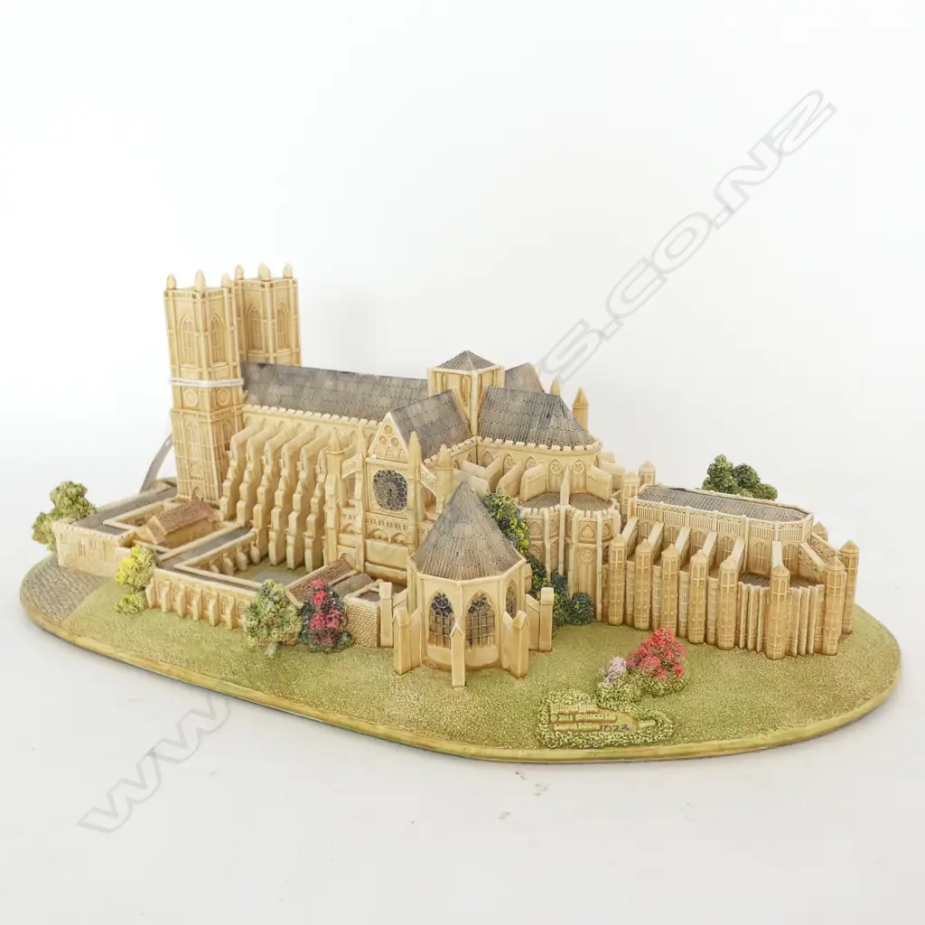 LG LILLIPUT LANE - WESTMINSTER ABBEY - LTD ED. 1023/2500. WITH BOX & CERTIFICATE Image 1++