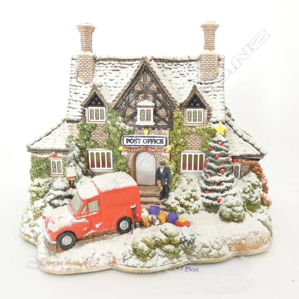 LILLIPUT LANE - BATTERY OPERATED 'LAST POST FOR CHRISTMAS' - WITH BOX & CERTIFICATE Image 1++