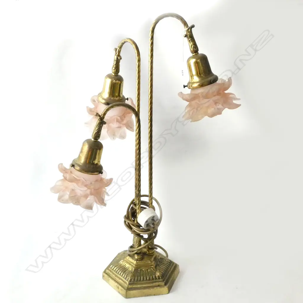 BRASS 3 ARM TABLE LAMP - PINK  FROSTED GLASS PETAL SHADES H. 600MM Image 1++