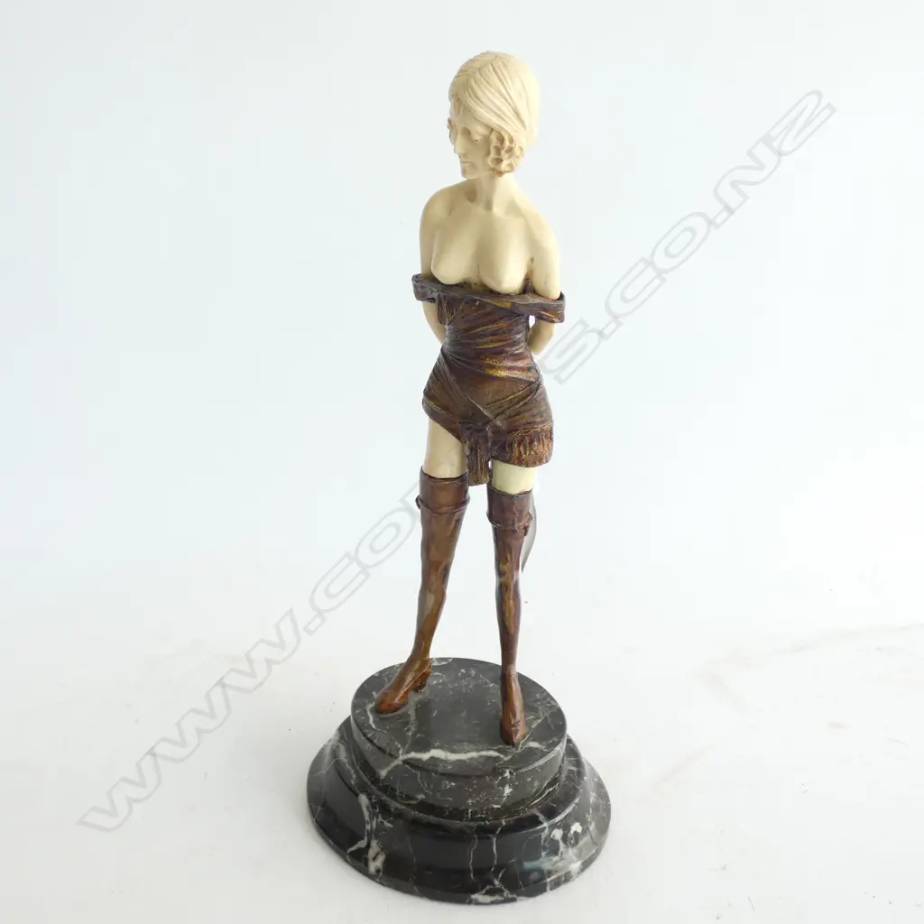 REPRODUCTION BRUNO ZACH SCULPTURE 'THE RIDING CROP'  - RESIN -  H 335MM. MISSING THE RIDING CROP Image 1++