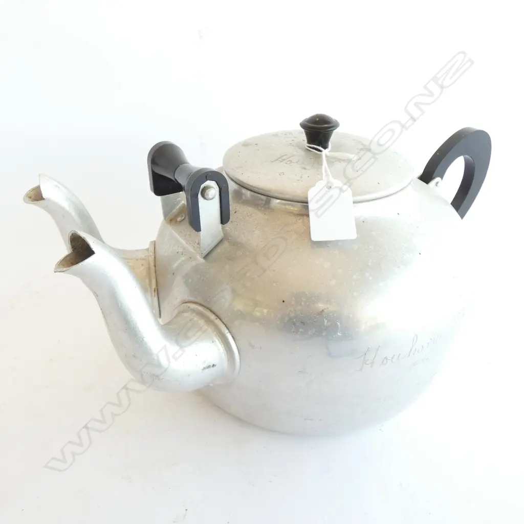 2 SPOUT KETTLE Image 1++