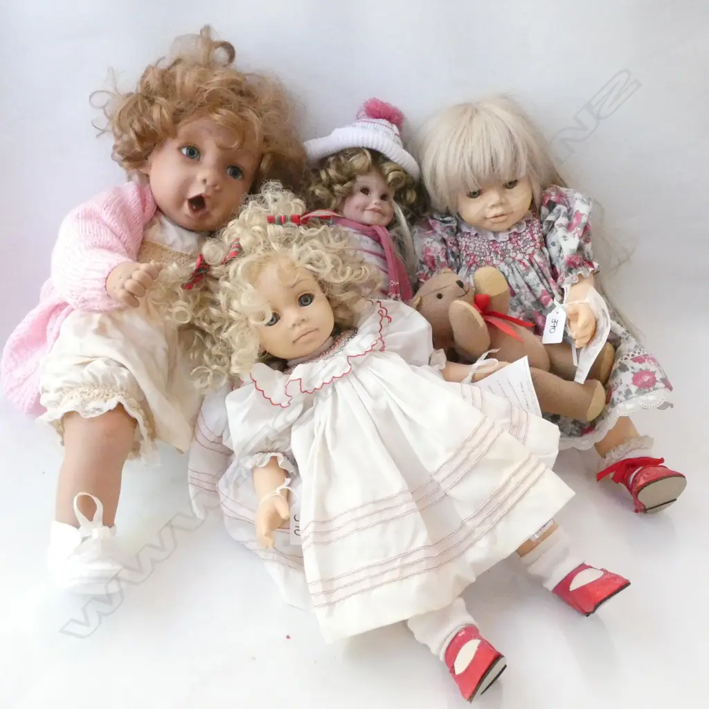 4 CONTEMPORARY COLLECTORS DOLLS Image 1++