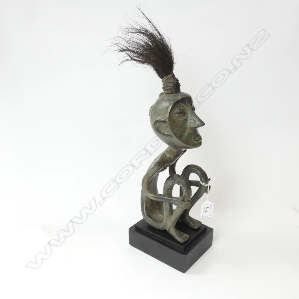BRONZE SEATED TRIBAL FIGURE ON STAND H.430mm Image 1++