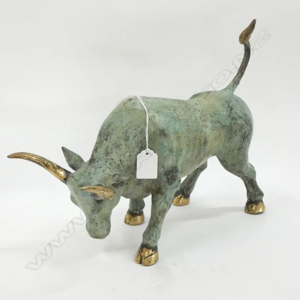 SCULPTURE OF A BRONZE BULL GREEN FINISH. L.380mm Image 1++