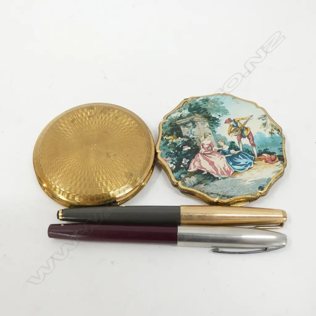 PR OLD COMPACTS + SHAEFFER & PARKER FOUNTAIN PENS  Image 1++