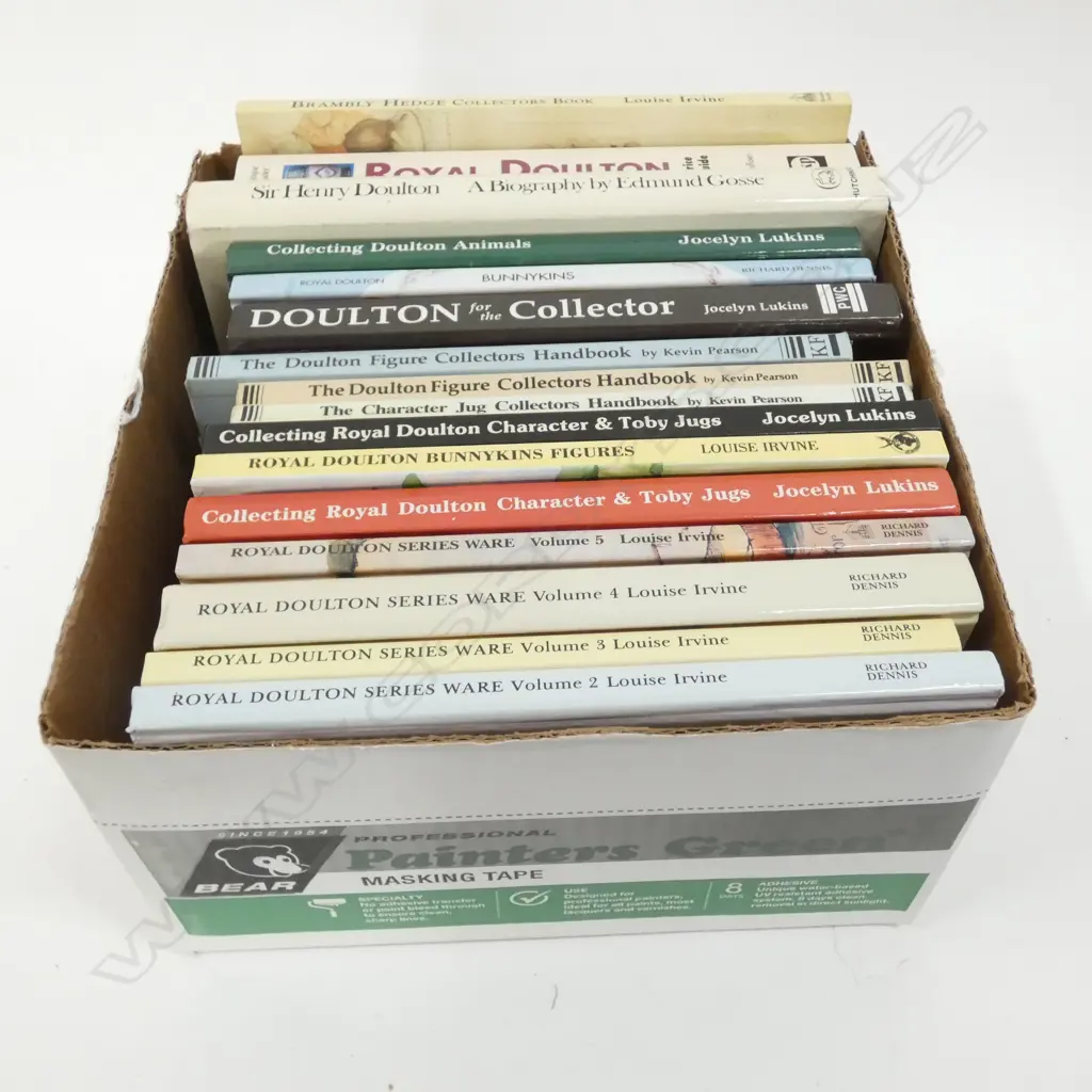 BOX REFERENCE BOOKS DOULTON Image 1++