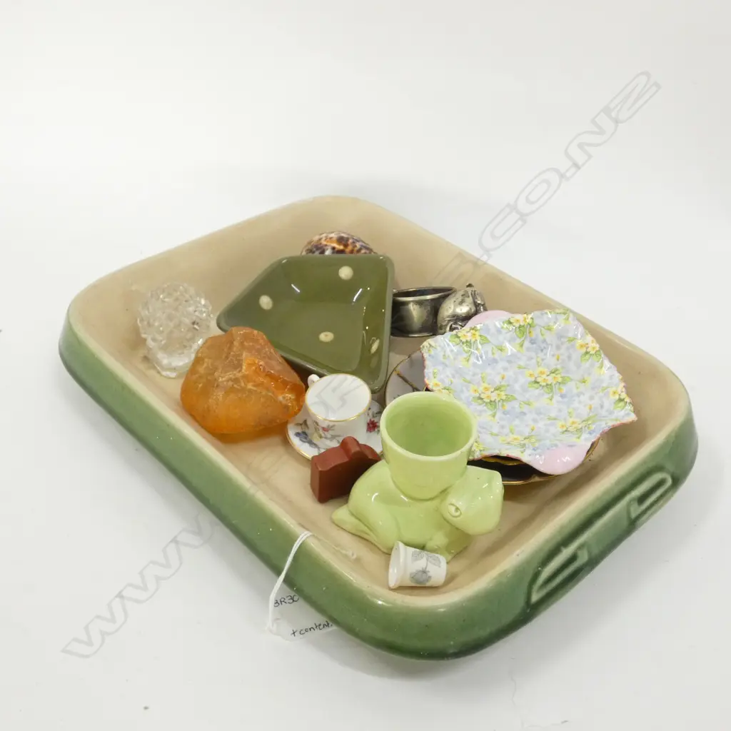 GREEN DENBY OVEN DISH (L 340MM)+ CONTENTS INCL. CROWN LYNN EGG CUP / SHELLEY / KAURIE NUGGET ETC. Image 1++