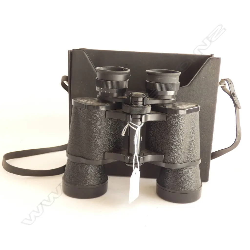 'EVERLITE' 8 x 40 FIELD BINOCULARS, CASED Image 1++