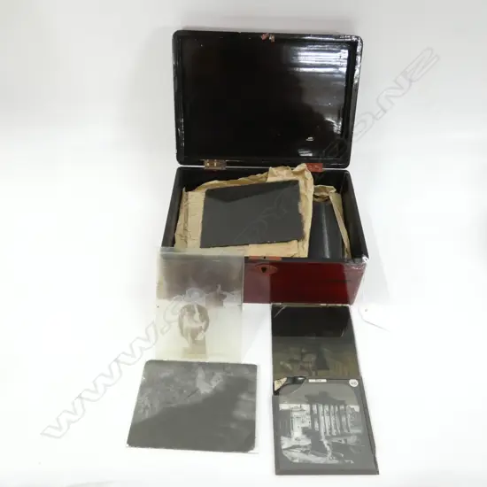 OLD JEWELLERY BOX OF VINTAGE GLASS PHOTOGRAPHIC NEGATIVE SLIDES 