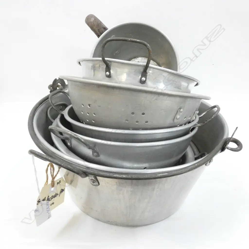 OLD KITCHEN PANS; PRESERVING PAN / COLANDERS / JUG ETC. LARGEST DIA 320MM Image 1++