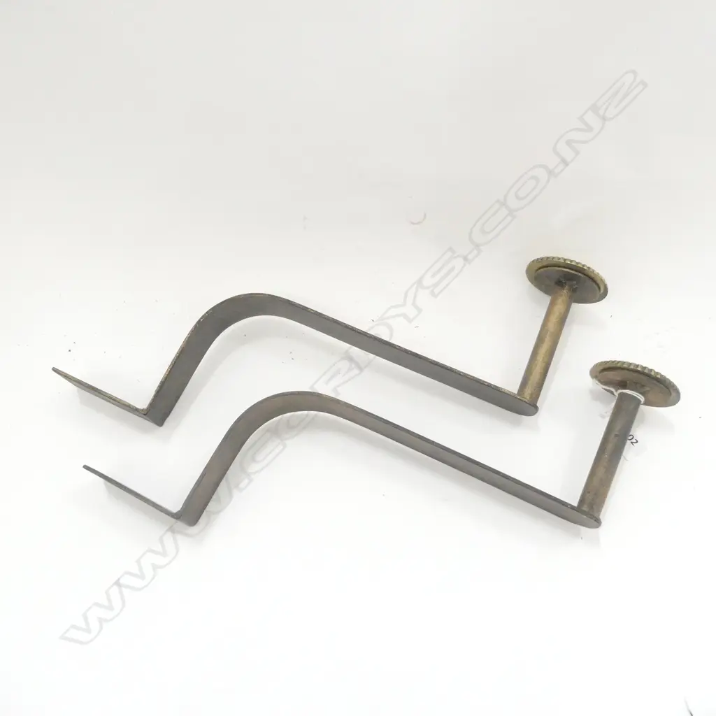 PAIR BRASS/GILTMETAL CURTAIN HOLDBACKS Image 1++