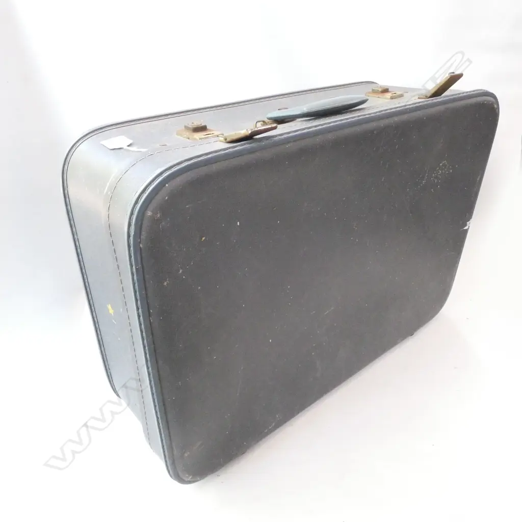 OLD SUIT CASE FULL OF STAMPS & EPHEMERA ETC. Image 1++