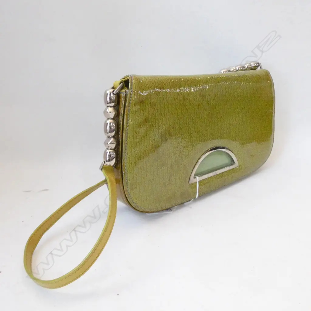 CHSITIAN DIOR BAGUETTE, LEATHER/PATENT, PURCHASED DFS GALLERIA AKL, AUHTENTICATION IN POCKET Image 1++