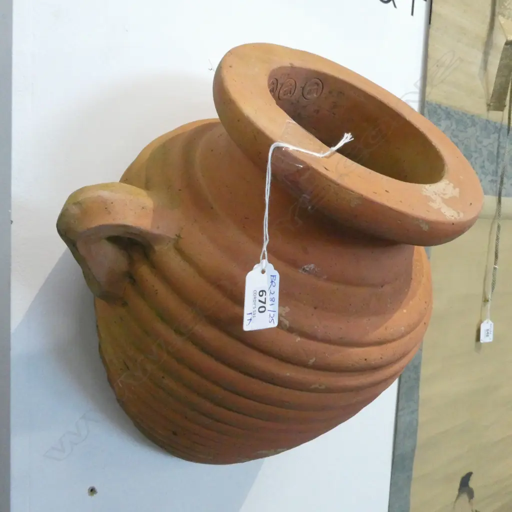 PR TERRACOTTA WALL VASES H.400mm Image 1++