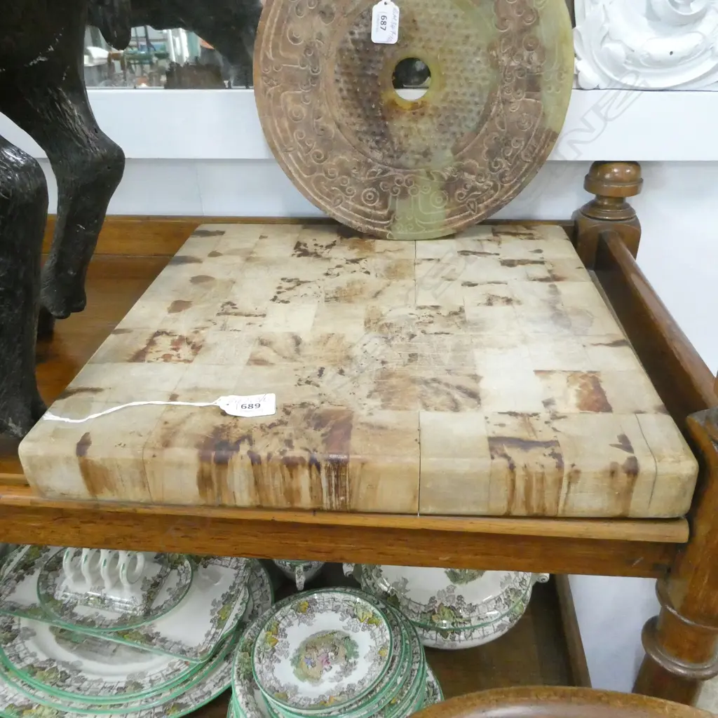 WOODEN CHOPPING BOARD 400 SQ MM small split Image 1++