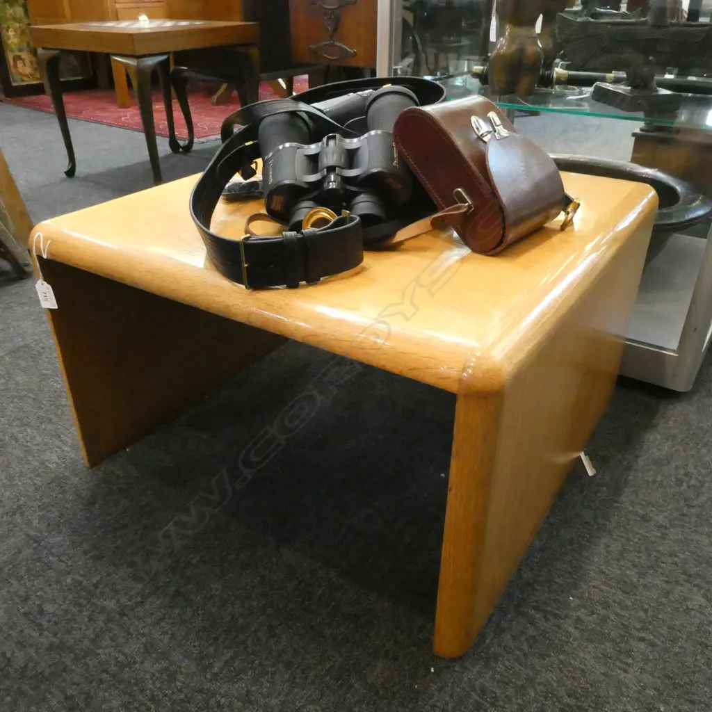 OAK COFFEE TABLE 620MM SQ Image 1++