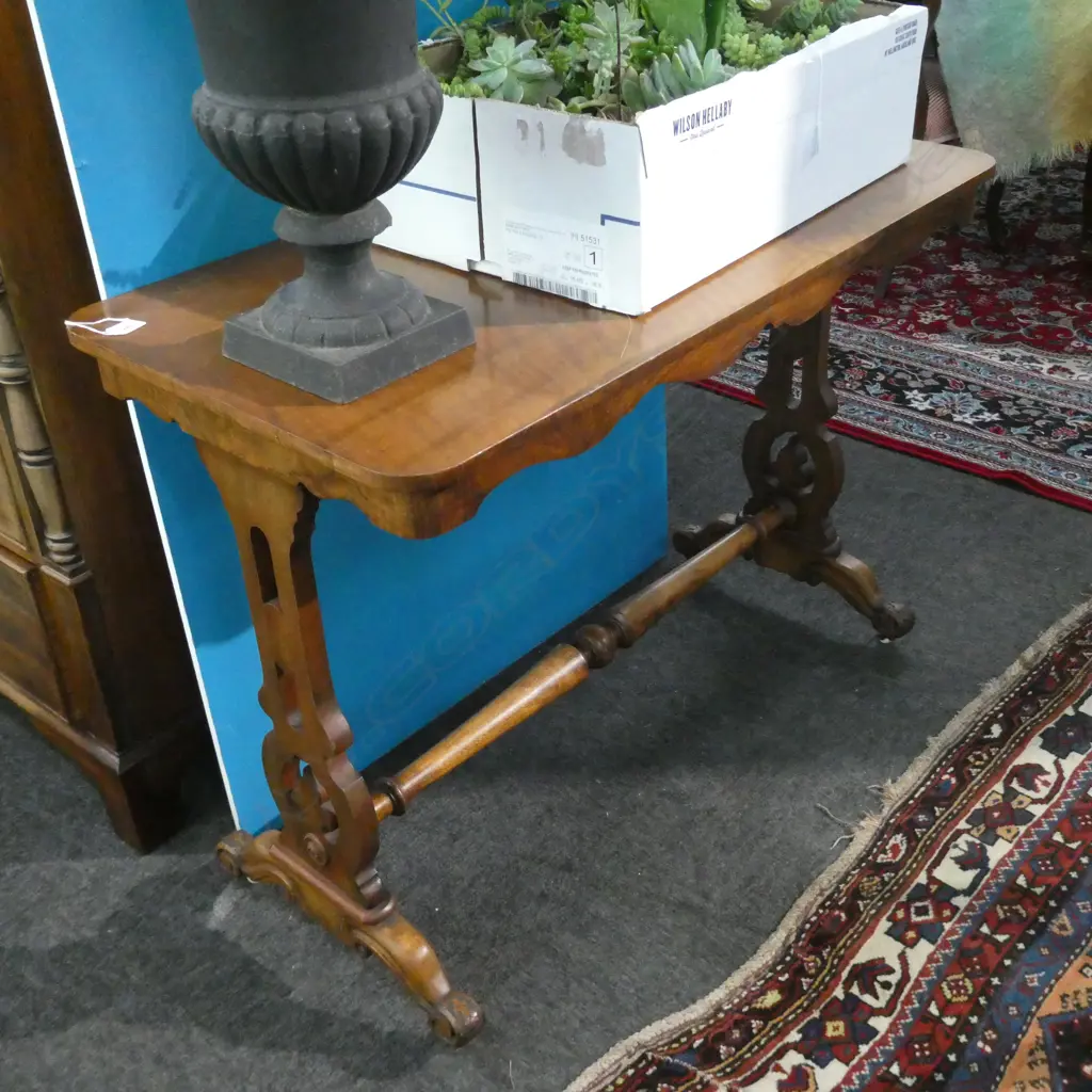 ANTIQUE OCCASIONAL TABLE... Image 1++