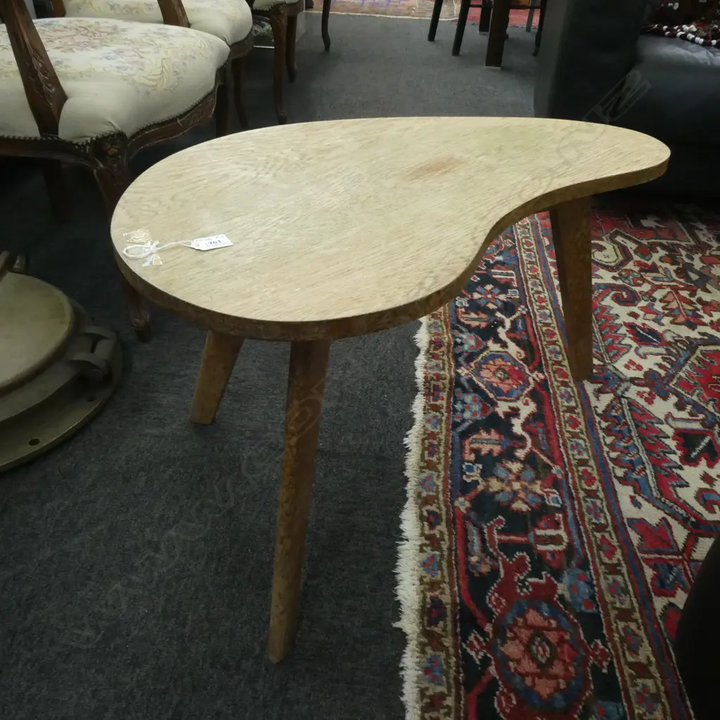 RETRO KIDNEY SHAPED OCCASIONAL TABLE - L 700MM Image 1++