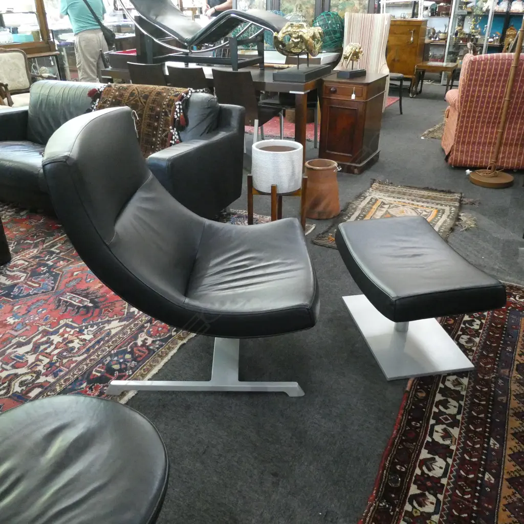 HANNES WETTSTEIN FOR CASSINA SPIN ARMCHAIR & OTTOMAN IN BLACK LEATHER H.900mm Image 1++