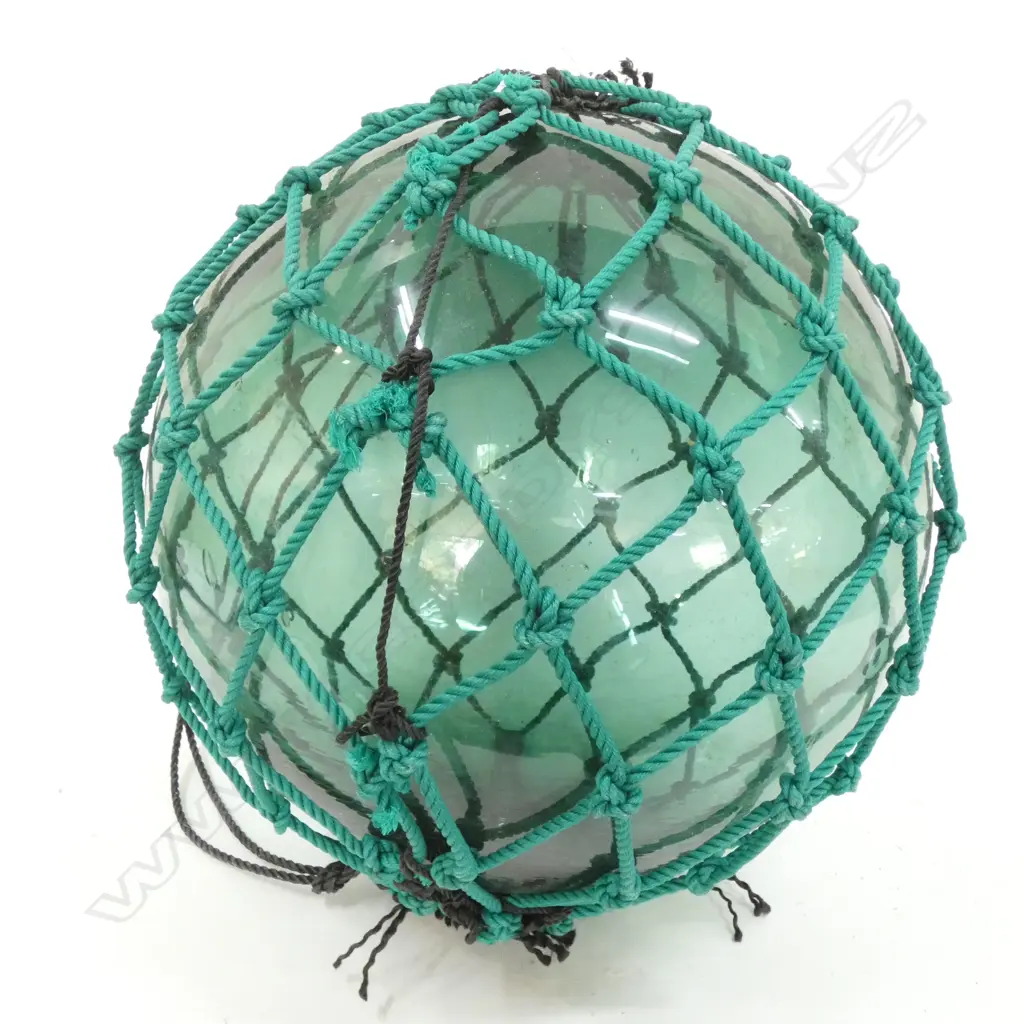 OLD GLASS LARGE FISHING FLOAT GREEN NETTING Dia.380mm Image 1++