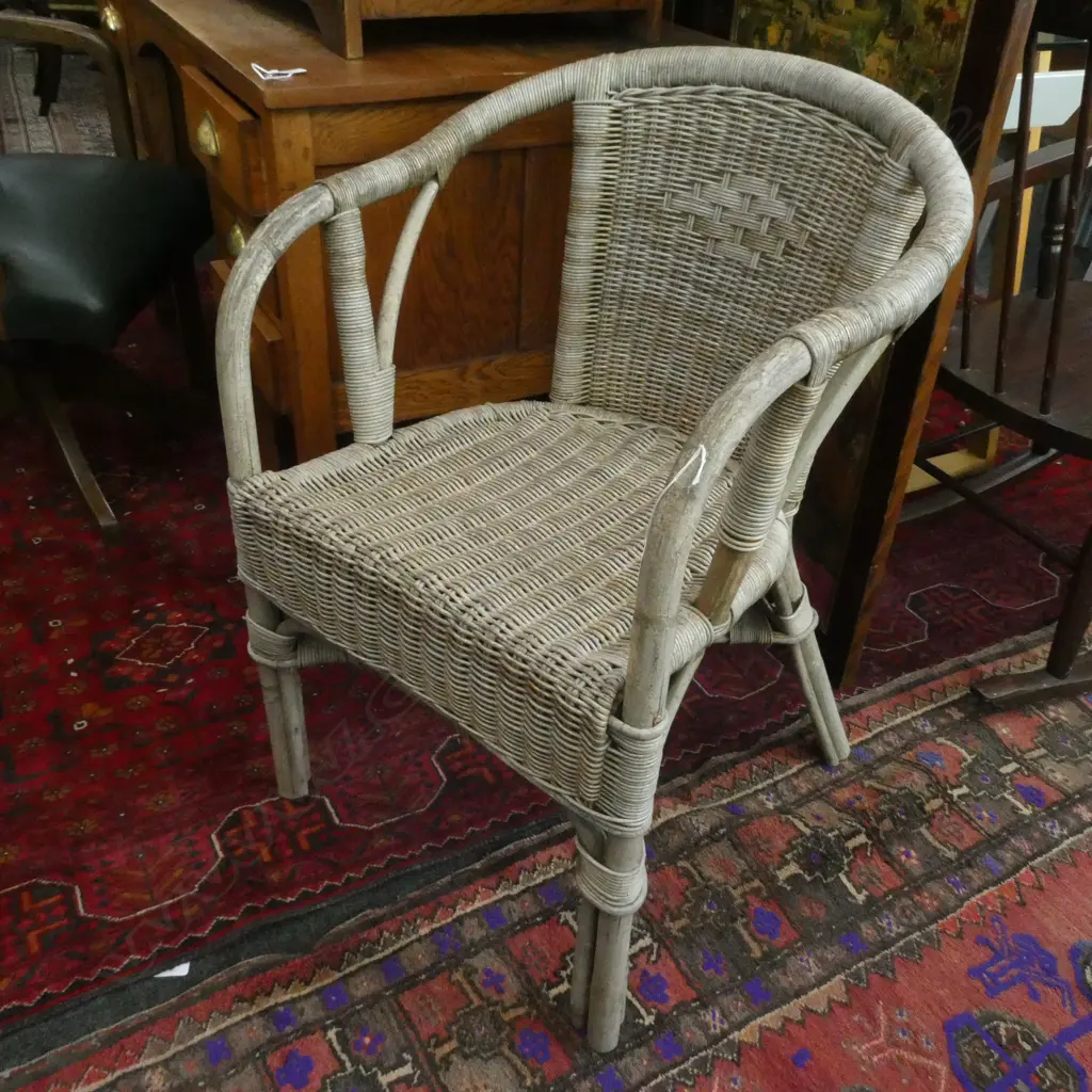 CANE CHAIR  Image 1++