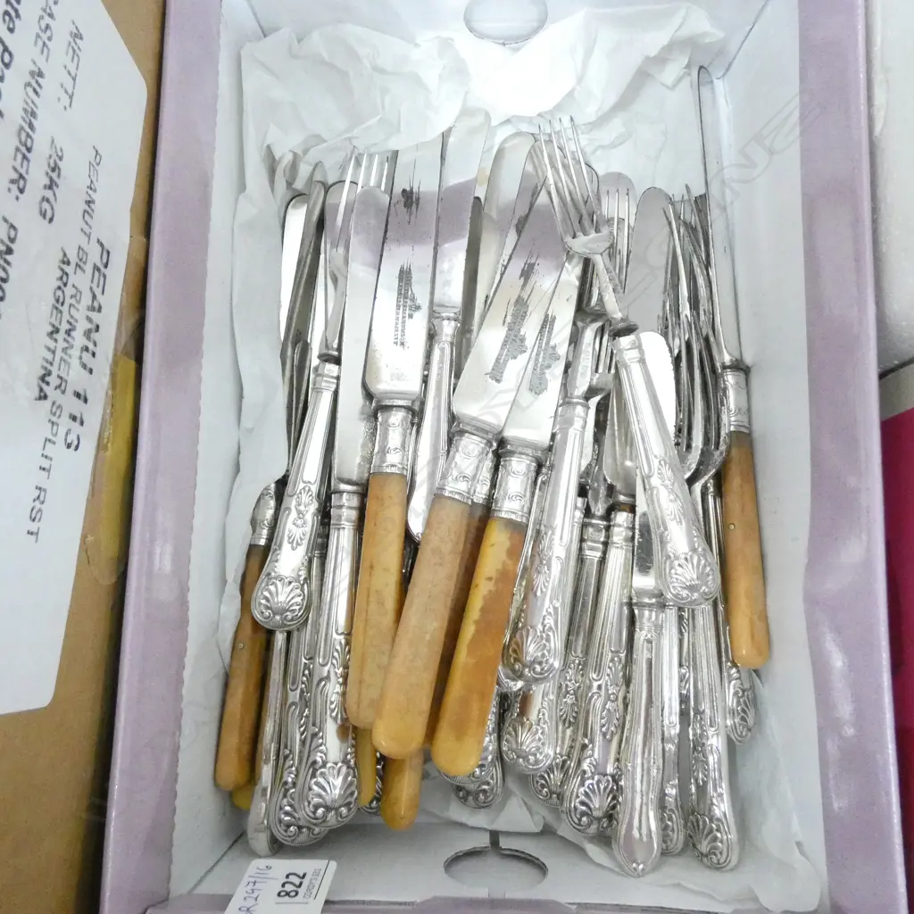 BOX LOT SILVER PLATE CUTLERY AF Image 1++