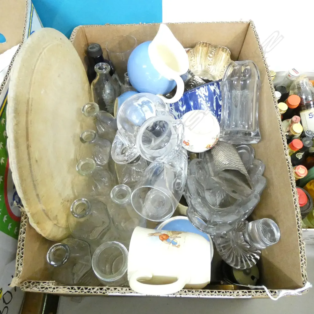 BOX LOT MISC INC. OLD BOTTLES  Image 1++