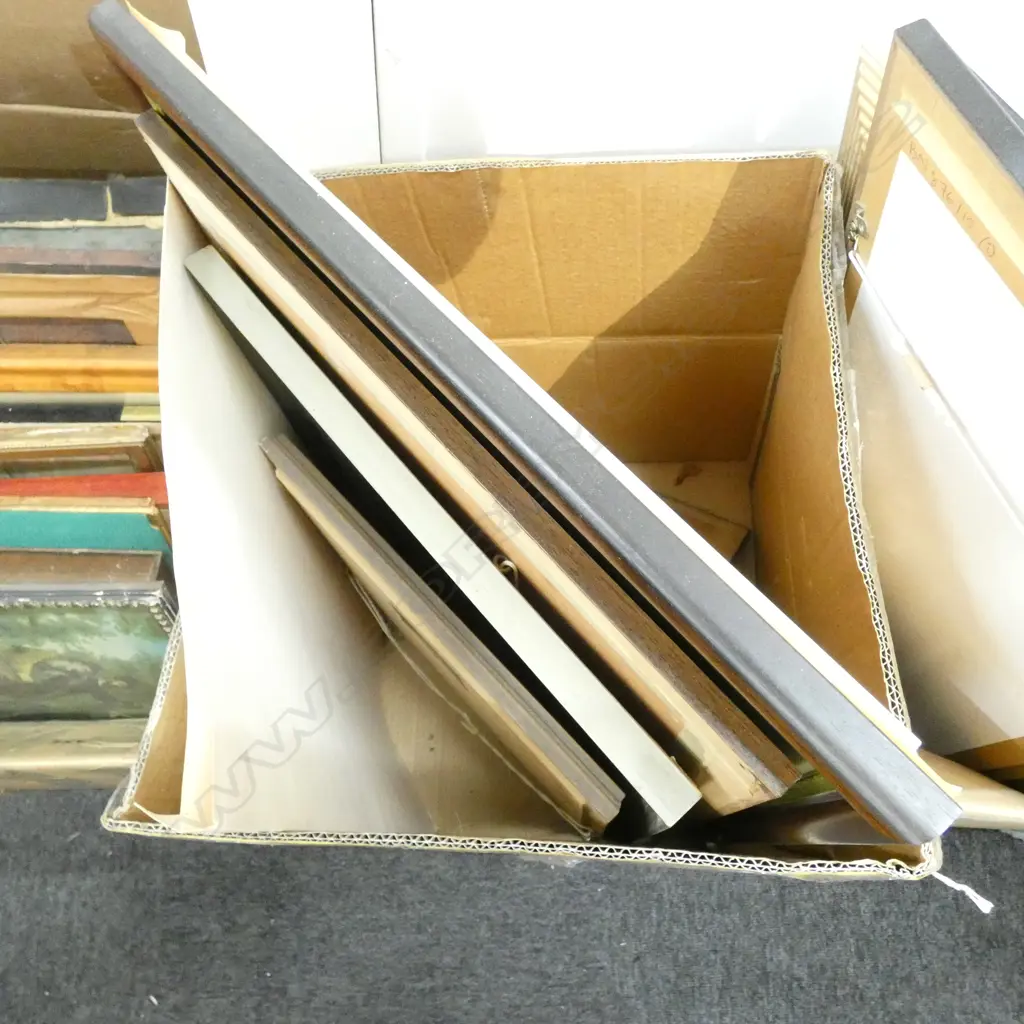 BOX LOT ASST. ARTWORKS PRINTS ETC Image 1++