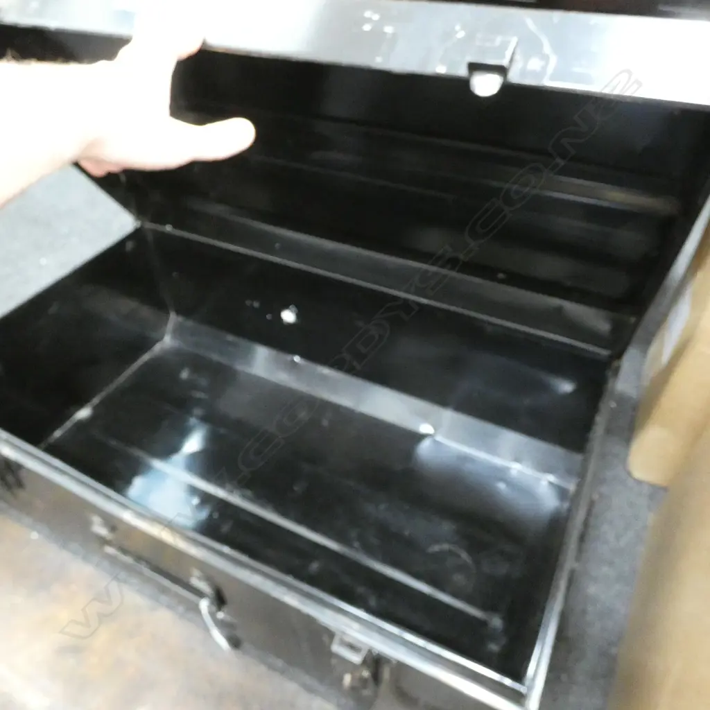 LG OLD BLACK PAINTED METAL CHEST - SOME SURFACE RUST & SCRATCHES - 810 X 460 X 290MM Image 1++