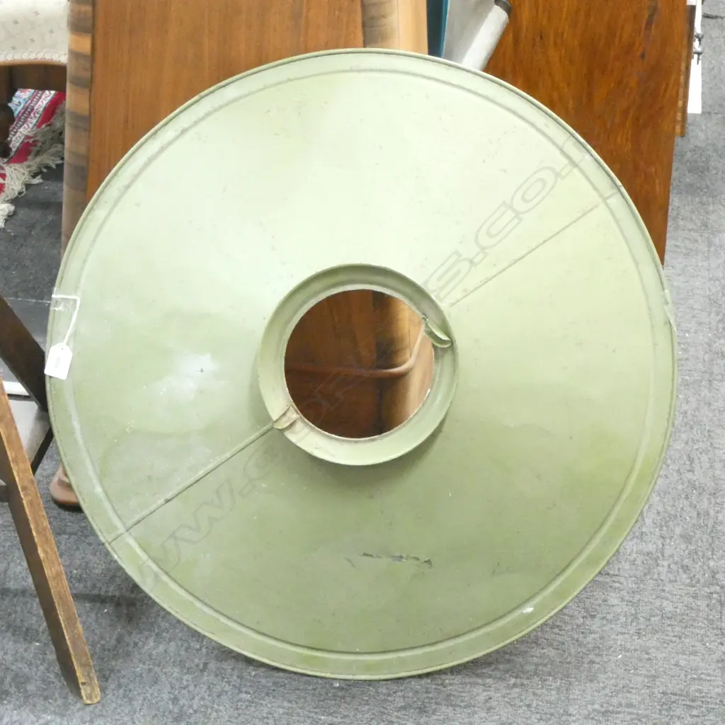 LG OLD GREEN METAL LIGHT FITTING 660MM Image 1++
