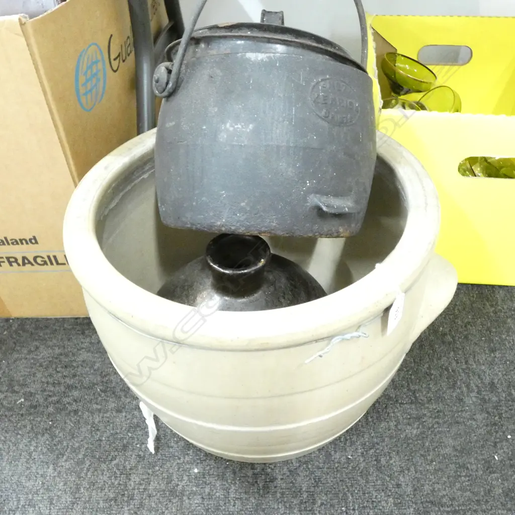 LG STONEWARE GARDEN POT (DIA 390) POTTERY VASE (H. 255MM) CAST IRON POT (DIA 200MM) Image 1++