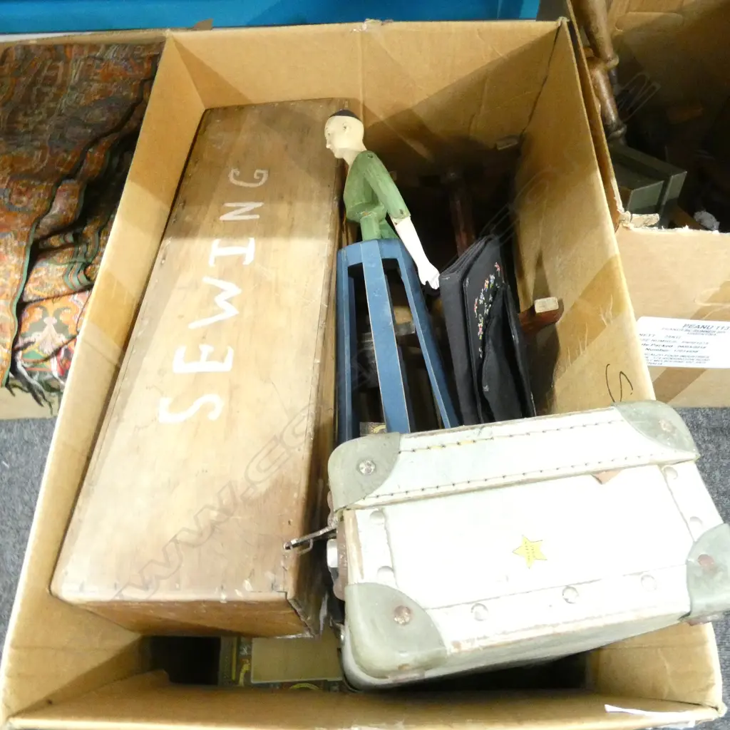 LG BOX MISC. INC. BOXES / MIRROR ETC. Image 1++