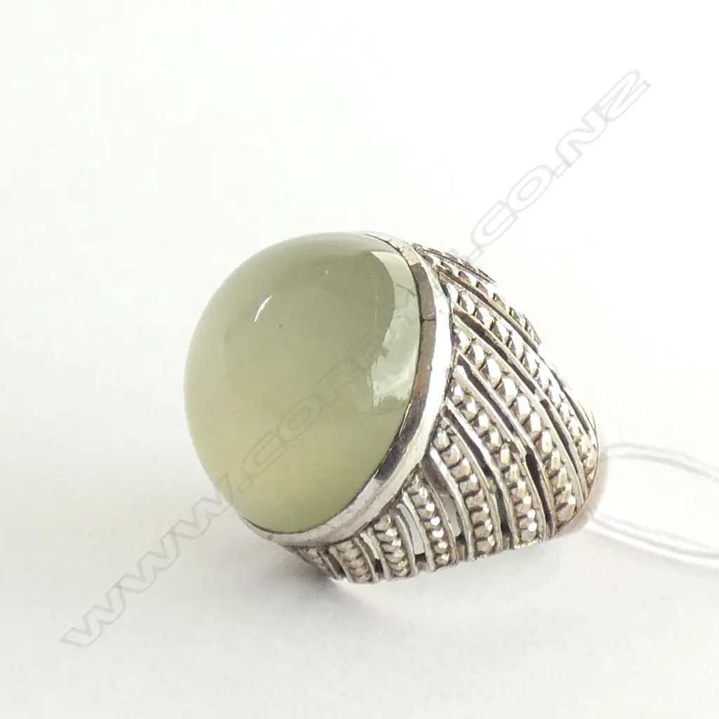 (19350) SILVER & 18K PLATED DRESS RING JADEITE ? CABACHON Image 1++