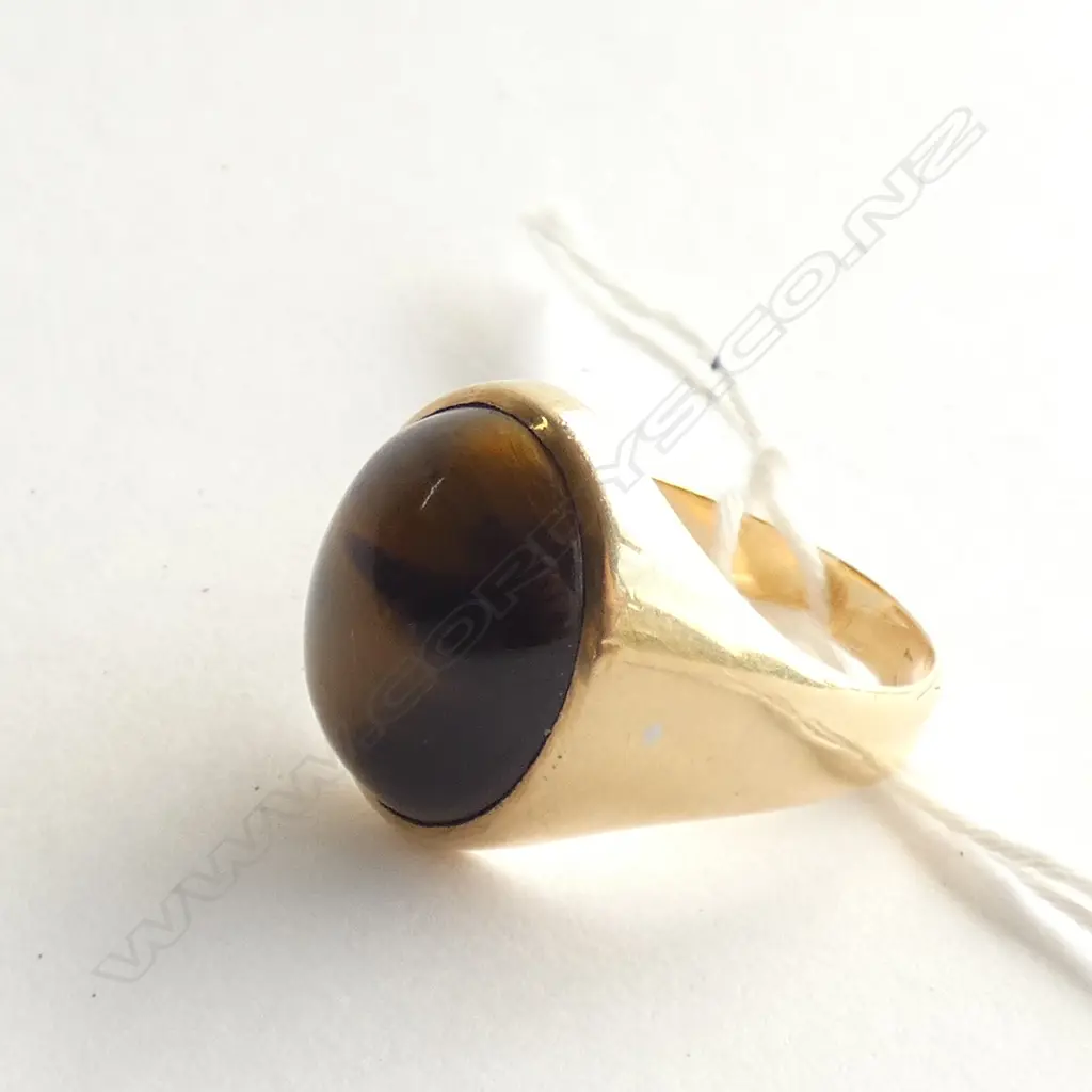 MENS 9CT GOLD RING SET WITH TIGERS EYE STONE Image 1++