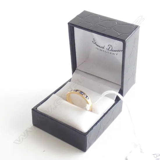 18CT GOLD SAPPHIRE AND DIAMOND BAND...