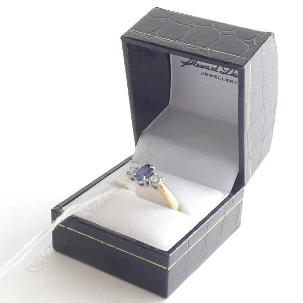 18CT GOLD SAPPHIRE AND DIAMOND RING... Image 1++