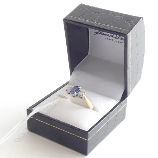 18CT GOLD SAPPHIRE AND DIAMOND RING...