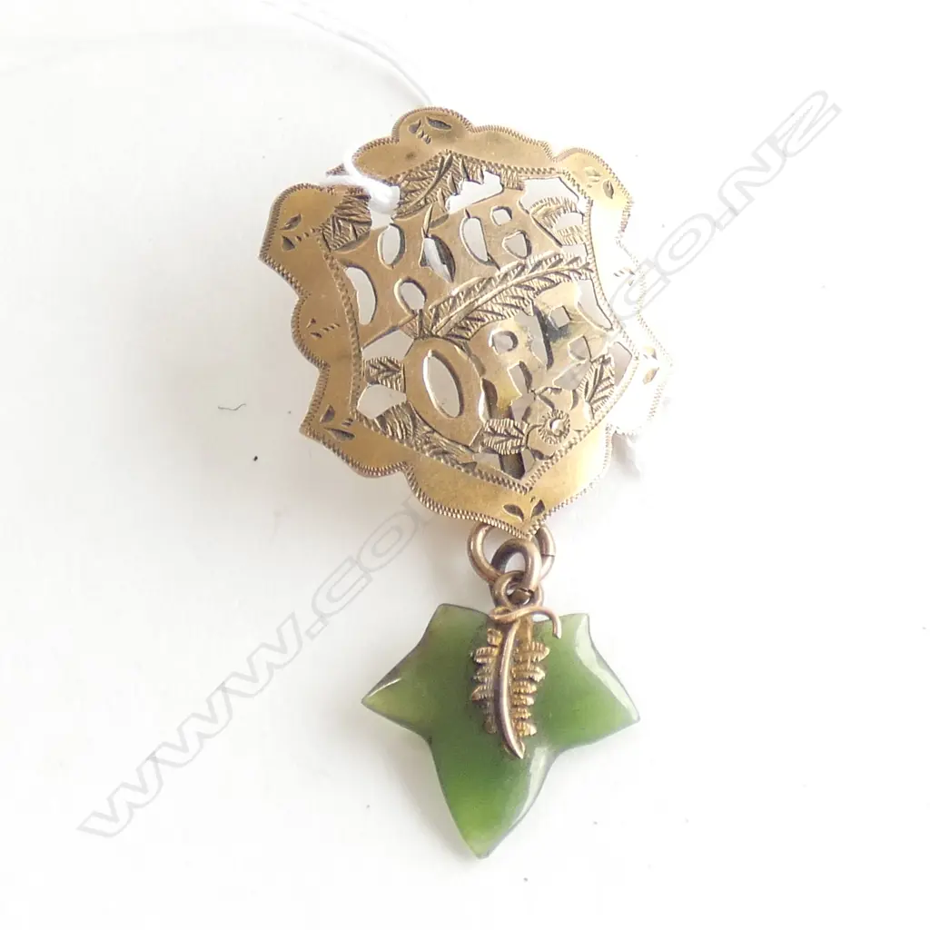 (19945) C1900 9CT KIA ORA BROOCH POUNAMU DROP Image 1++
