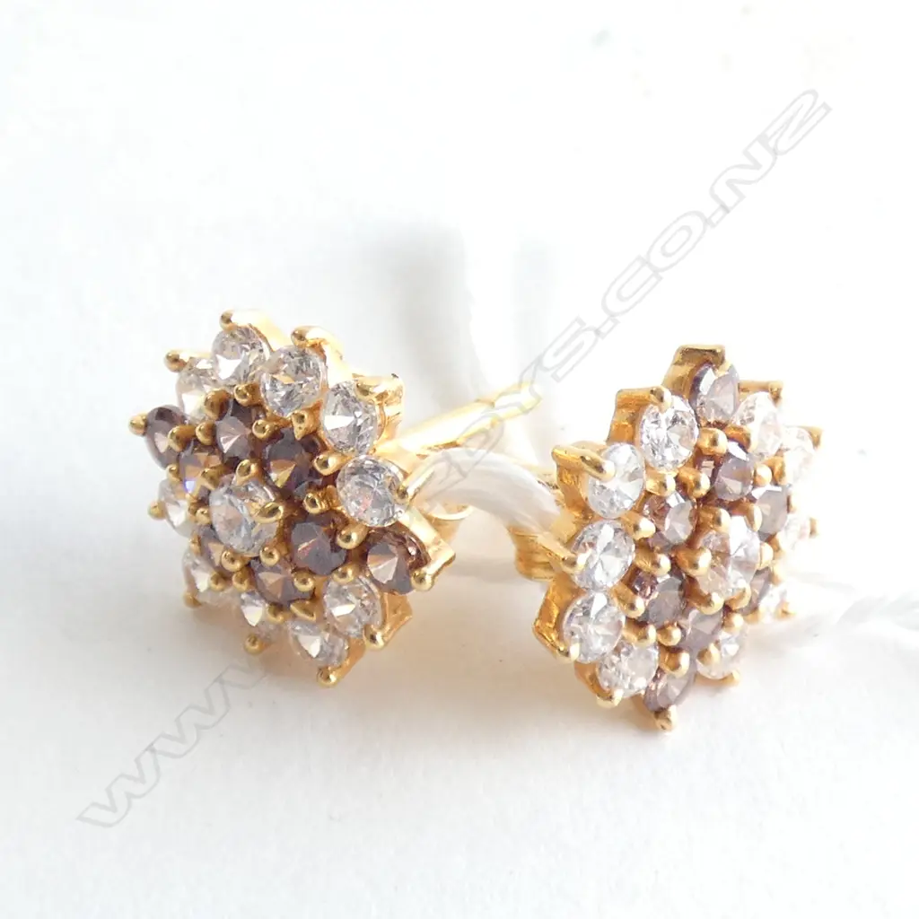 22ct GOLD & CZ EARRINGS 4.3gm Image 1++