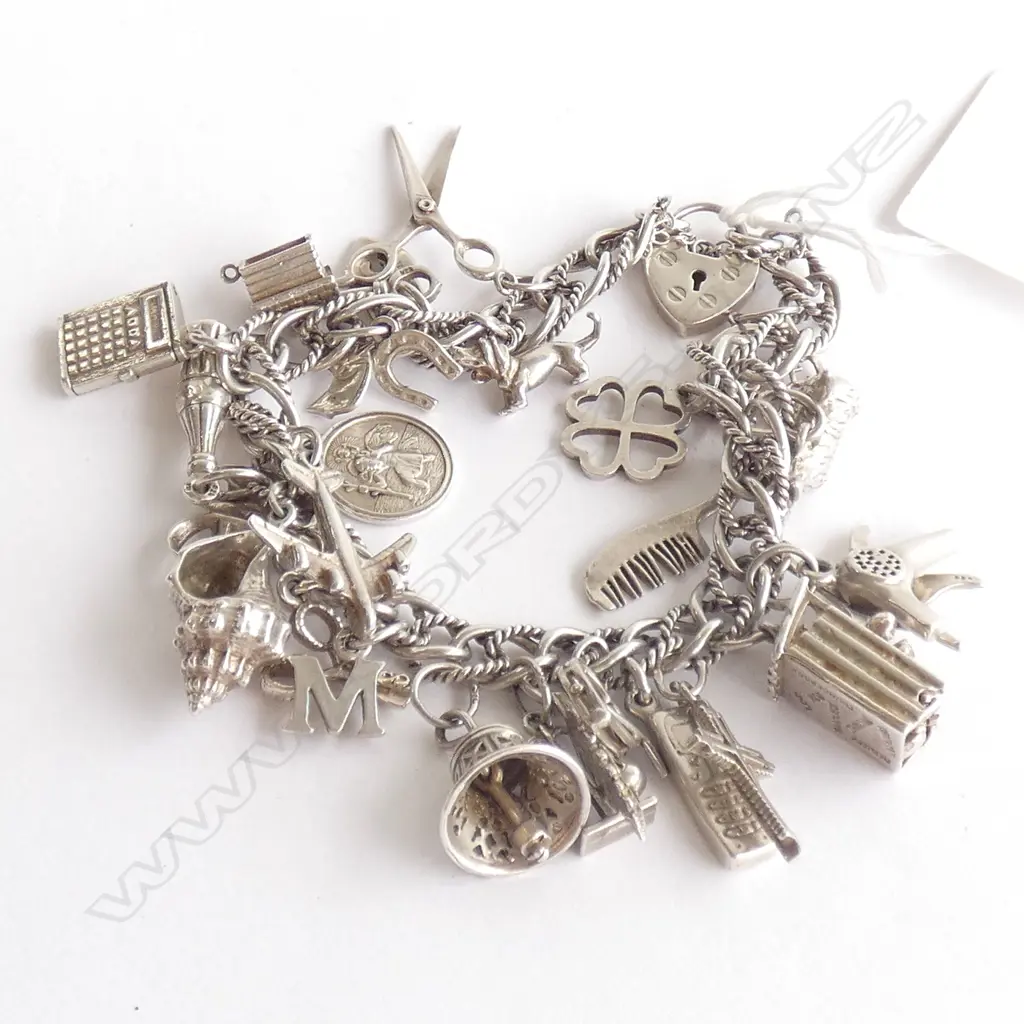 (19284) STG SILVER DOUBLE LINK WITH TWIST CHARM BRACELET & CHARMS  59GMS Image 1++