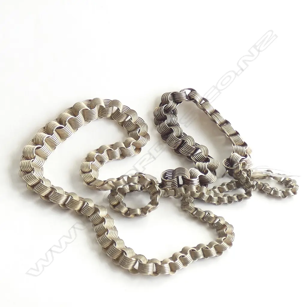 (19277) VINTAGE SILVER GRADUATING LONG NECKLACE & BRACELET Image 1++