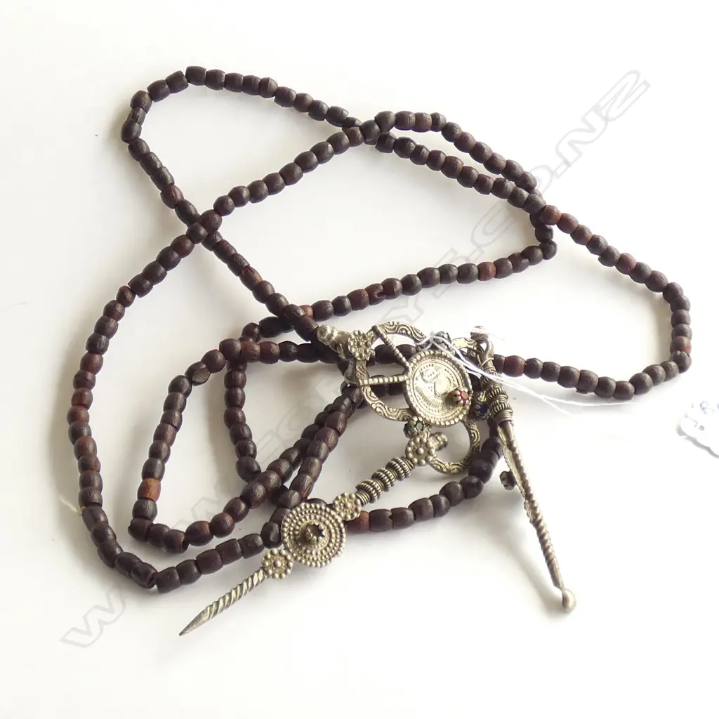 OLD INDIAN SILVER PENDANT / BEAD NECKLACE Image 1++